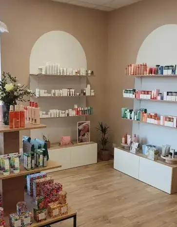 Institut de beauté à Lécousse - image 4