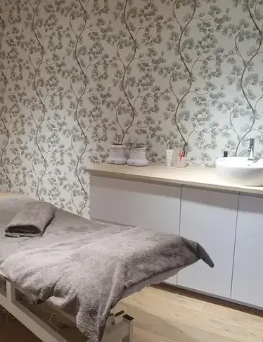 Institut de beauté à Saint-sauveur-des-Landes - image 3