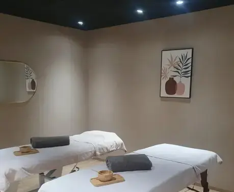 manicure à Javené - image 4