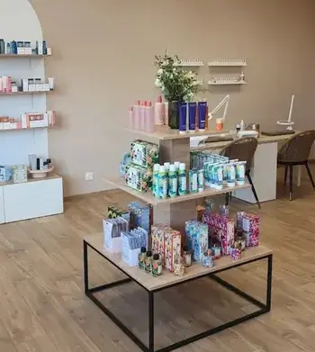 manicure à Romagné - image 3