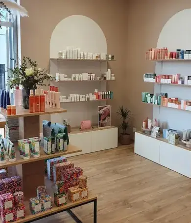 manicure à Saint-sauveur-des-Landes - image 3