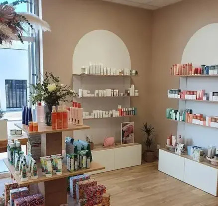 salon de beauté à Fougères - image 4